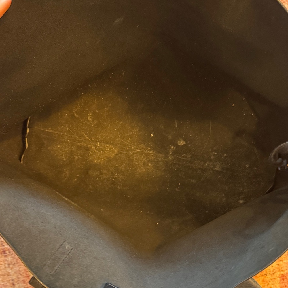 Saint Laurent Black Tote Bag - Picture 10 of 16